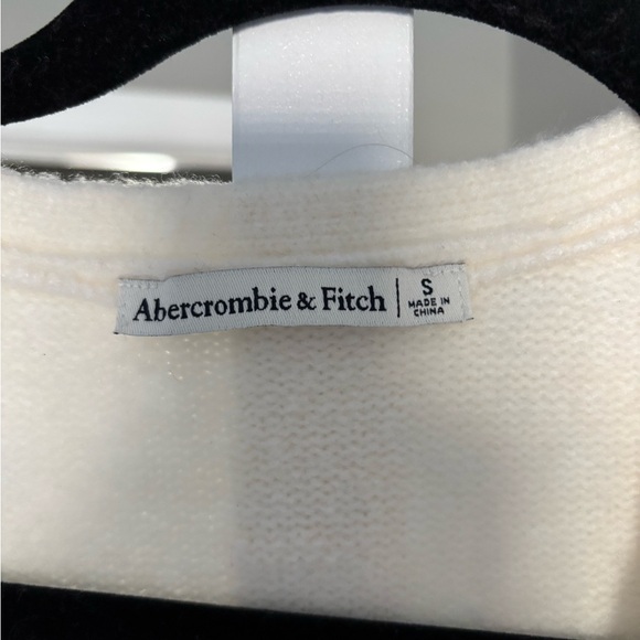 Abercrombie & Fitch tie front sweater - Picture 2 of 2